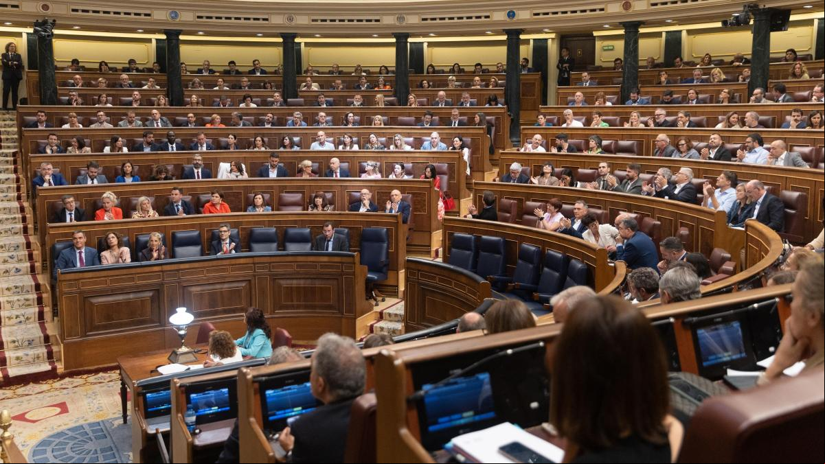 El Congreso desbloquea la ILP para regular a medio millón de migrantes