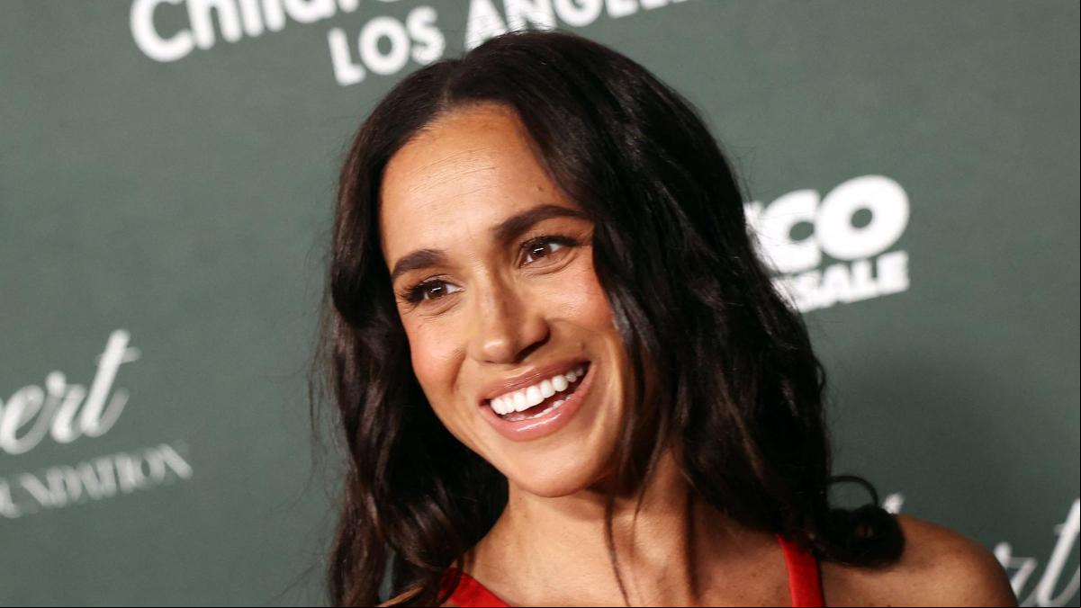 Meghan Markle regresa a Instagram con el look que mejor define su estilo hollywoodiense