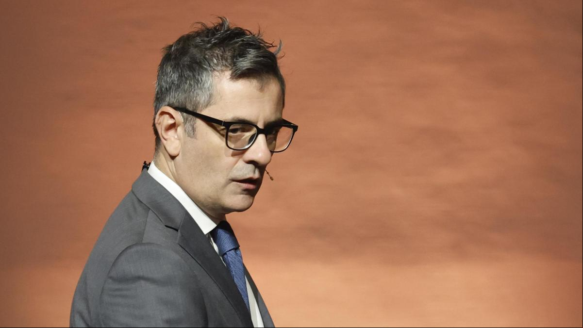 PSOE y PP se lanzan a una desenfrenada carrera de querellas