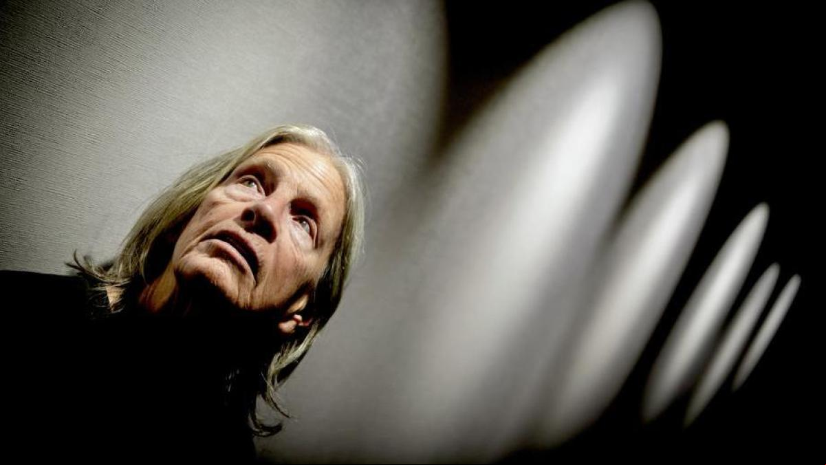 Eileen Myles: “Nos hacen elegir entre un lunático y una genocida. No votaré a ninguno de los dos”
