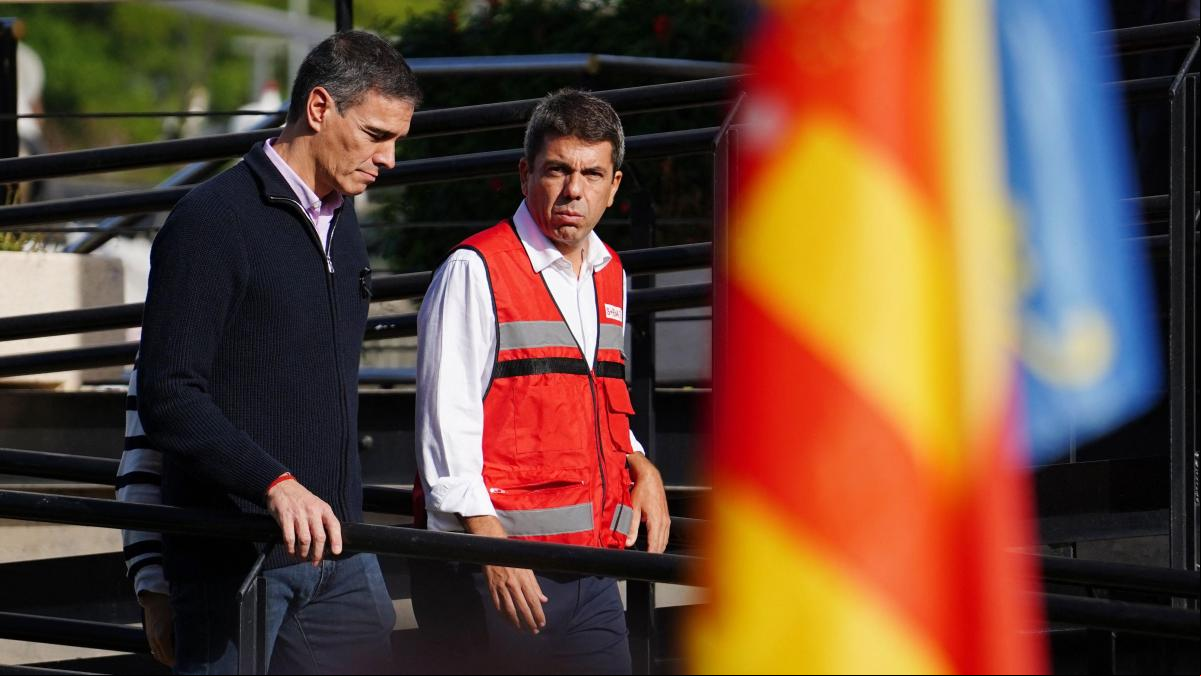 Sánchez y Mazón, cada uno por su lado