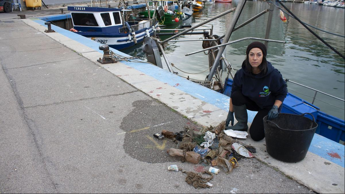 Los pescadores retiran casi 400.000 kilos de basura marina durante los últimos cuatro años