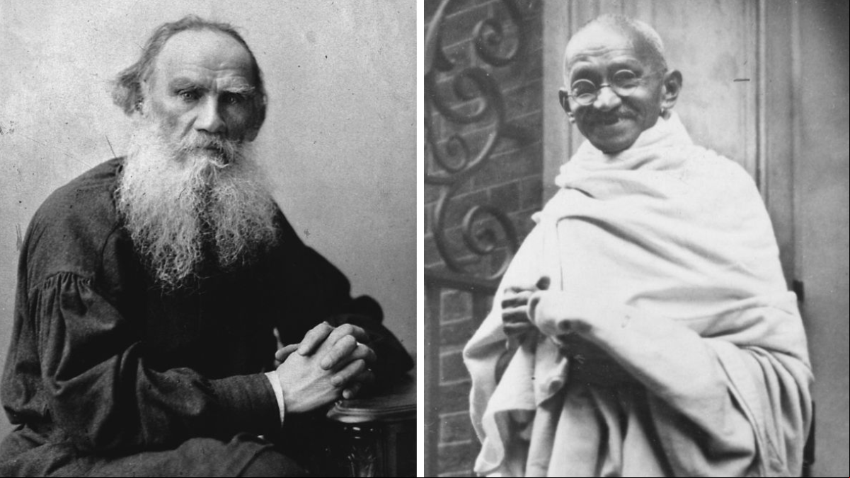 Joaquín Fernández-Valdés: “Tolstói enseñó a Gandhi la teoría de la no violencia”