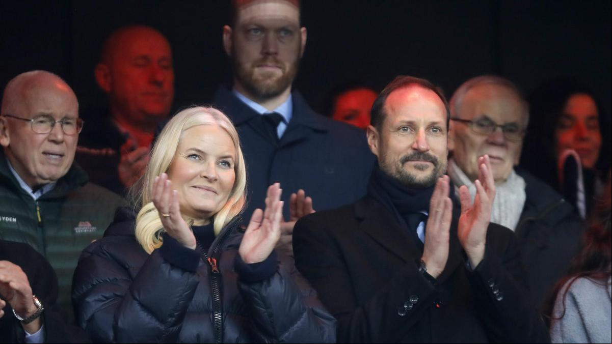 Los príncipes de Noruega se divierten en un acto público en medio de la vorágine de acusaciones contra Marius Borg