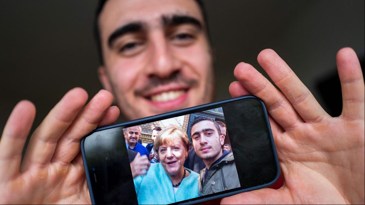 Anas Modamani, el refugiado de la selfie con Merkel: “No quiero volver a vivir en Siria”