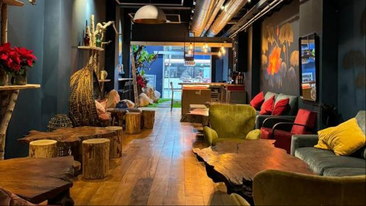 El Indochine estrena un espacio para el picoteo