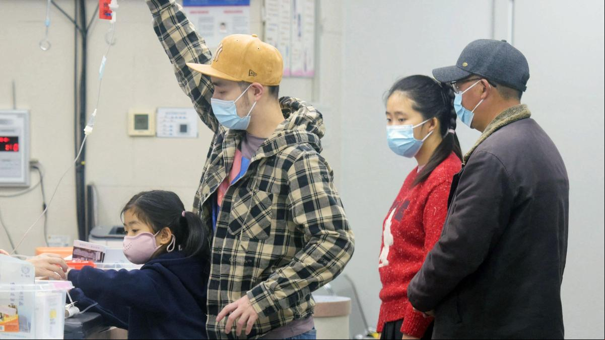 Por qué es absurdo comparar el brote chino de metapneumovirus con la covid
