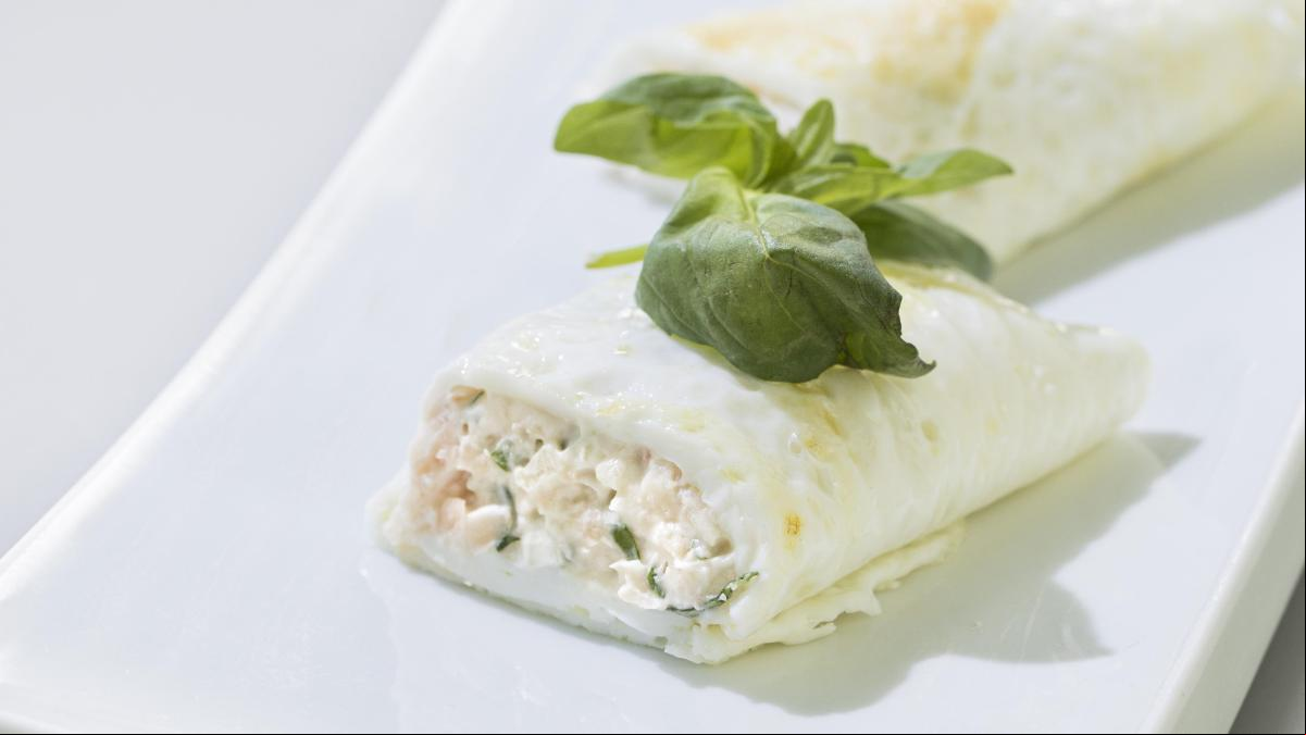 Claras rellenas de alubias y queso, una receta para comer huevo de una forma diferente