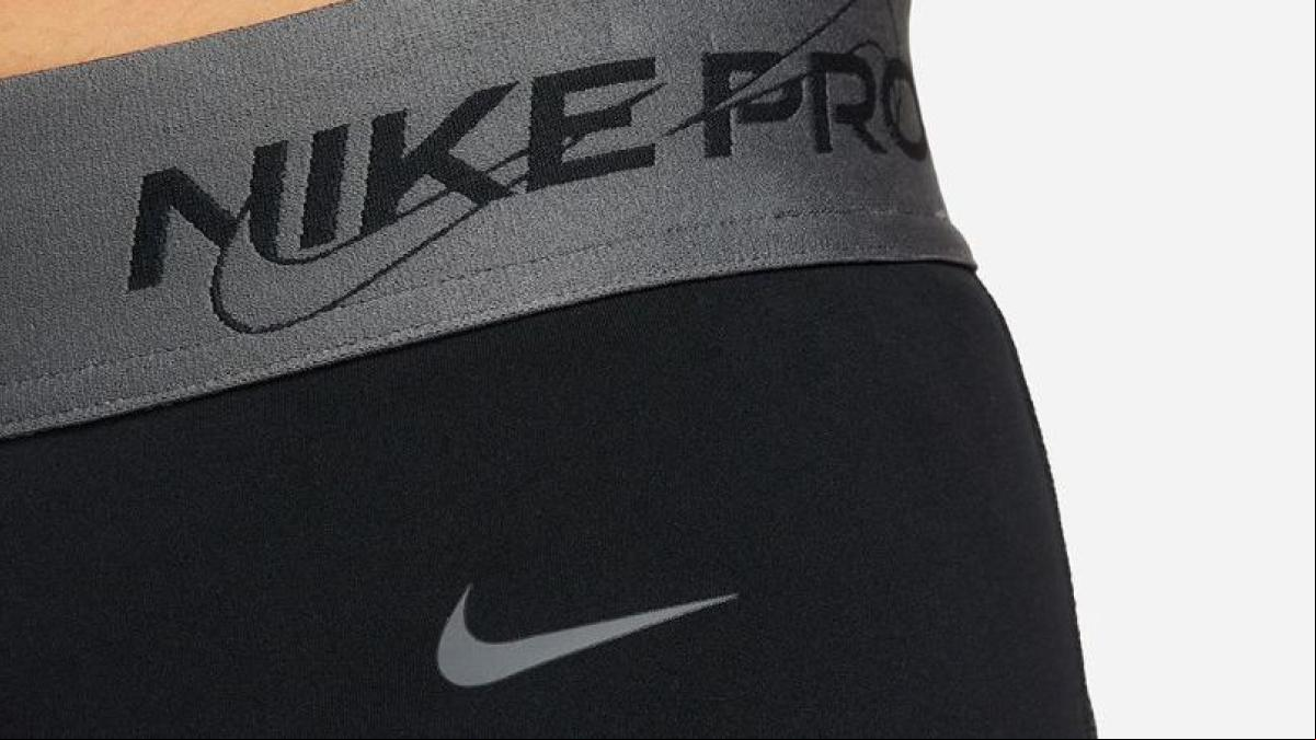 Los leggins de Nike Pro top ventas más cómodos y estilosos tienen ahora un 40% de descuento