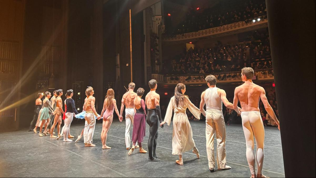 Galas de ballet, el arte de levantar a un teatro entero Galas de ballet, el arte de levantar a un teatro entero
