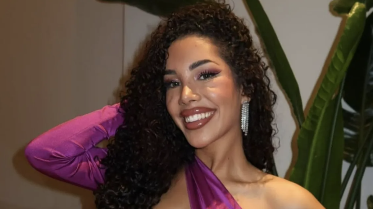 El sorprendente pasado de Bayan, de La Isla de las Tentaciones, campeona de cálculo mental: “Se me daban muy bien las matemáticas”
