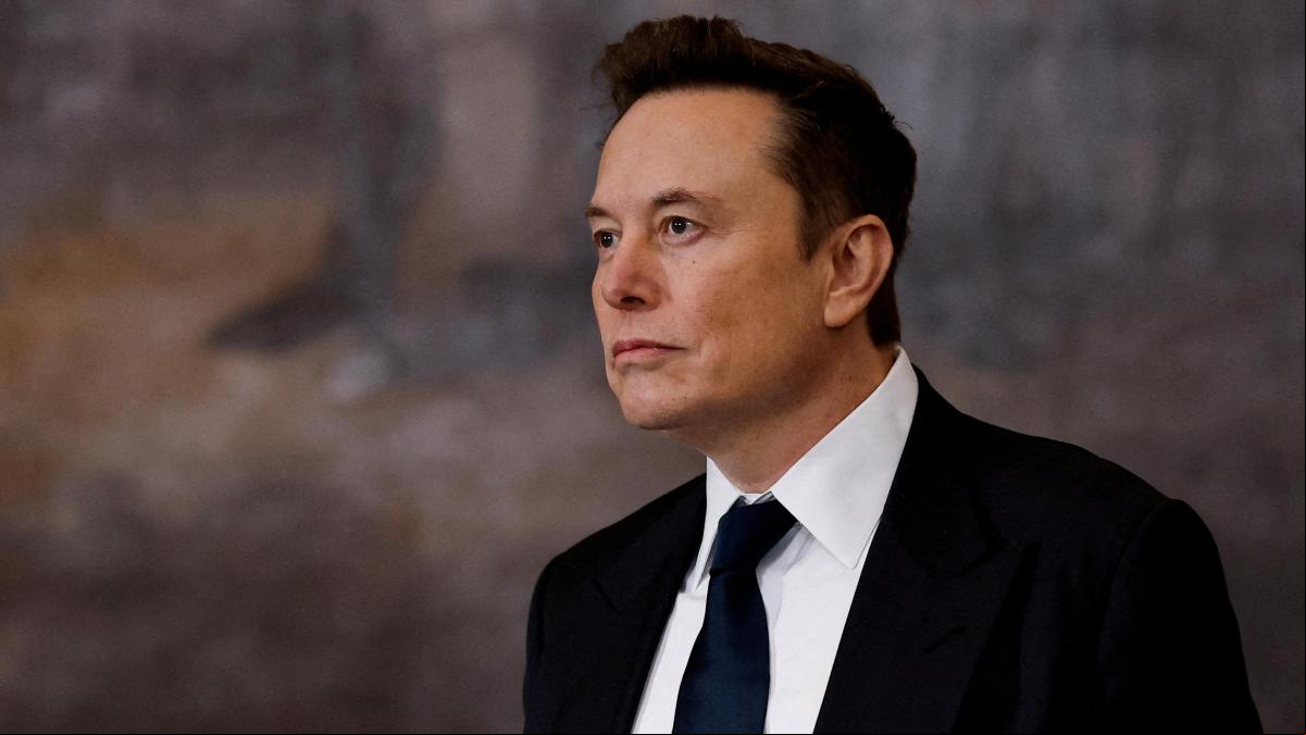 Tesla ve caer el beneficio a la mitad y reduce producción y entregas Tesla ve caer el beneficio a la mitad y reduce producción y entregas