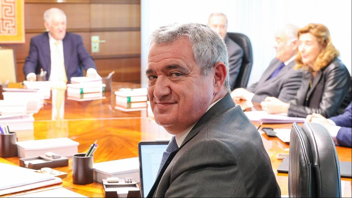 La Comunidad de Madrid recurre al TC la recusación de Macías sobre la amnistía