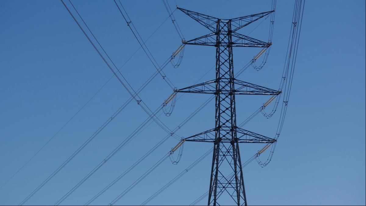 Precio de la luz hoy, lunes 24 de marzo, por horas: ¿cuál es la hora más barata?