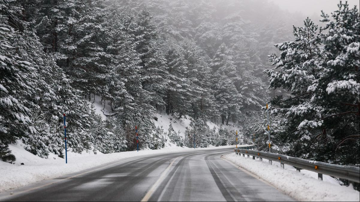 Frío polar, nevadas y tormentas azotan gran parte de la mitad norte peninsular