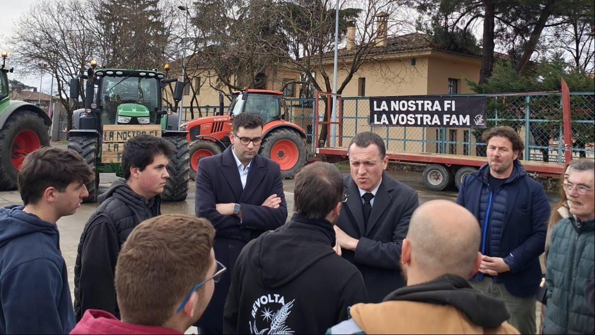 Ordeig a los agricultores a dos días de cortes de carretera: “Trabajamos en simplificar la burocracia, es lento”