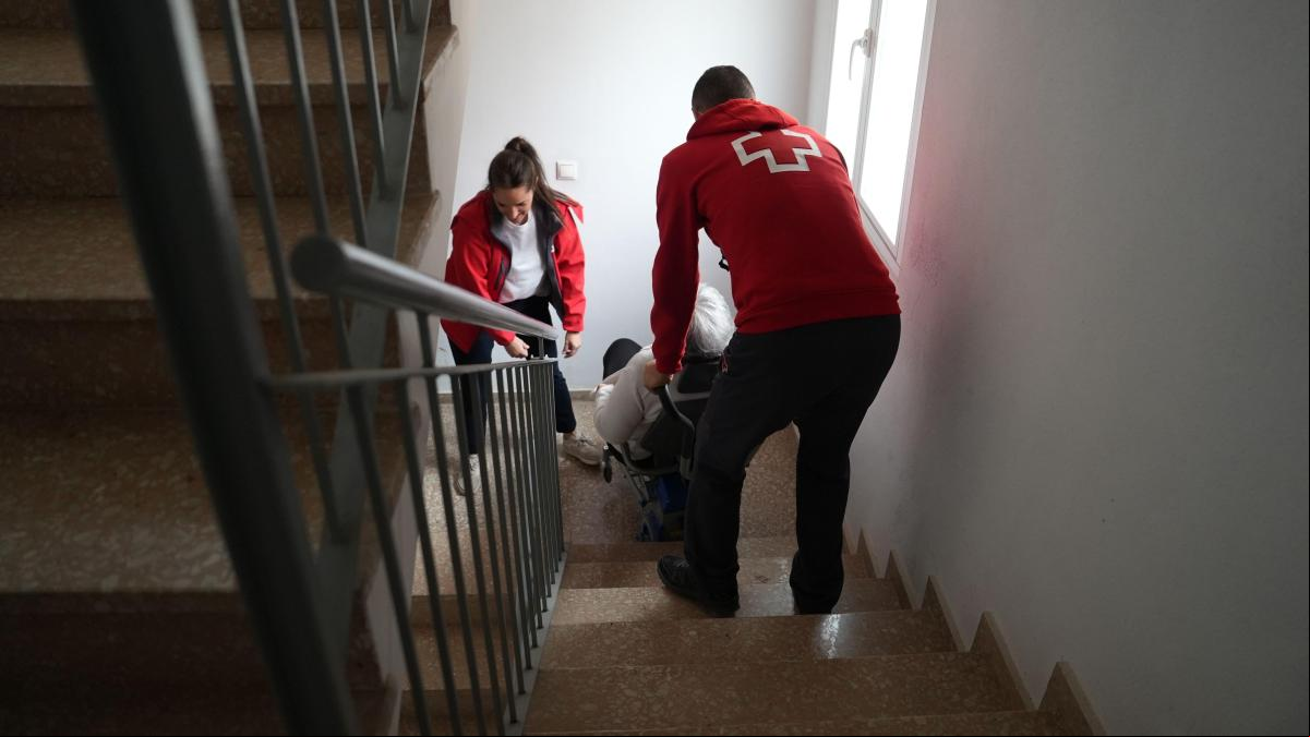 Montan cursos de urgencia por la falta de 50.000 operarios para la reconstrucción de Valencia