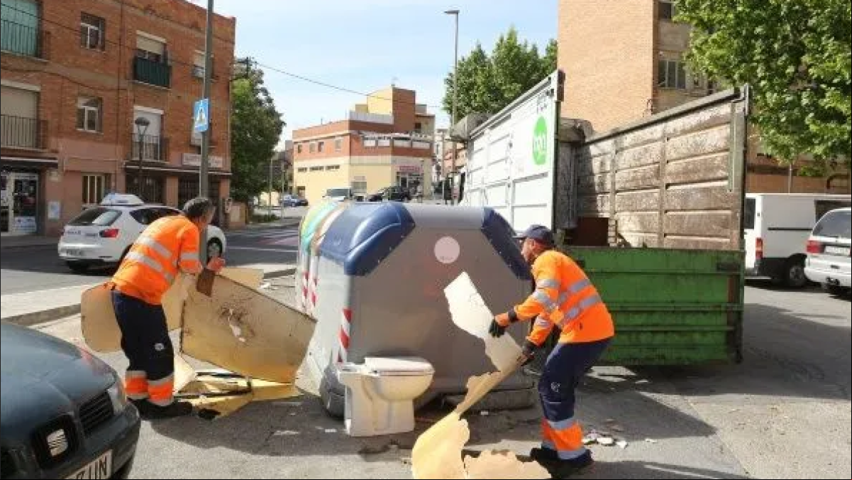 Sant Adrià adjudica el contrato de recogida de residuos y limpieza viaria por 31,4 millones