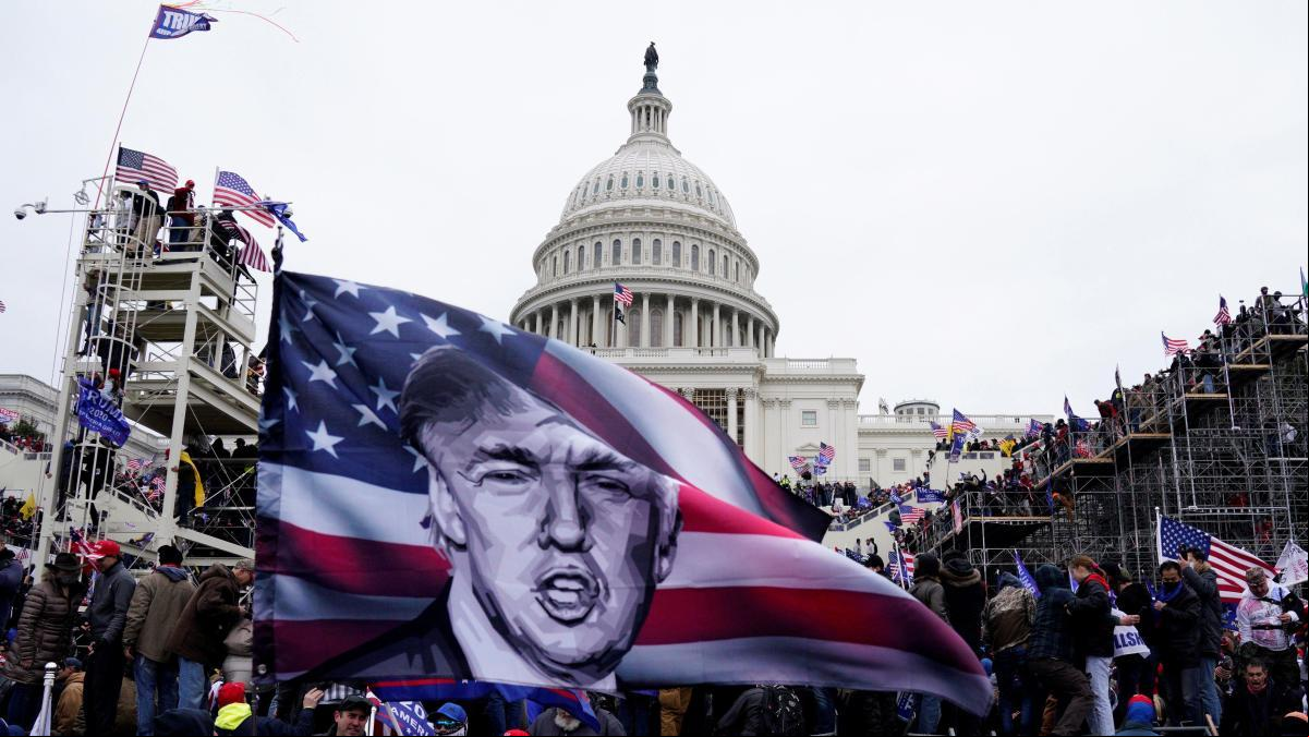 ¿Necesitará Trump su incendio del Reichstag?