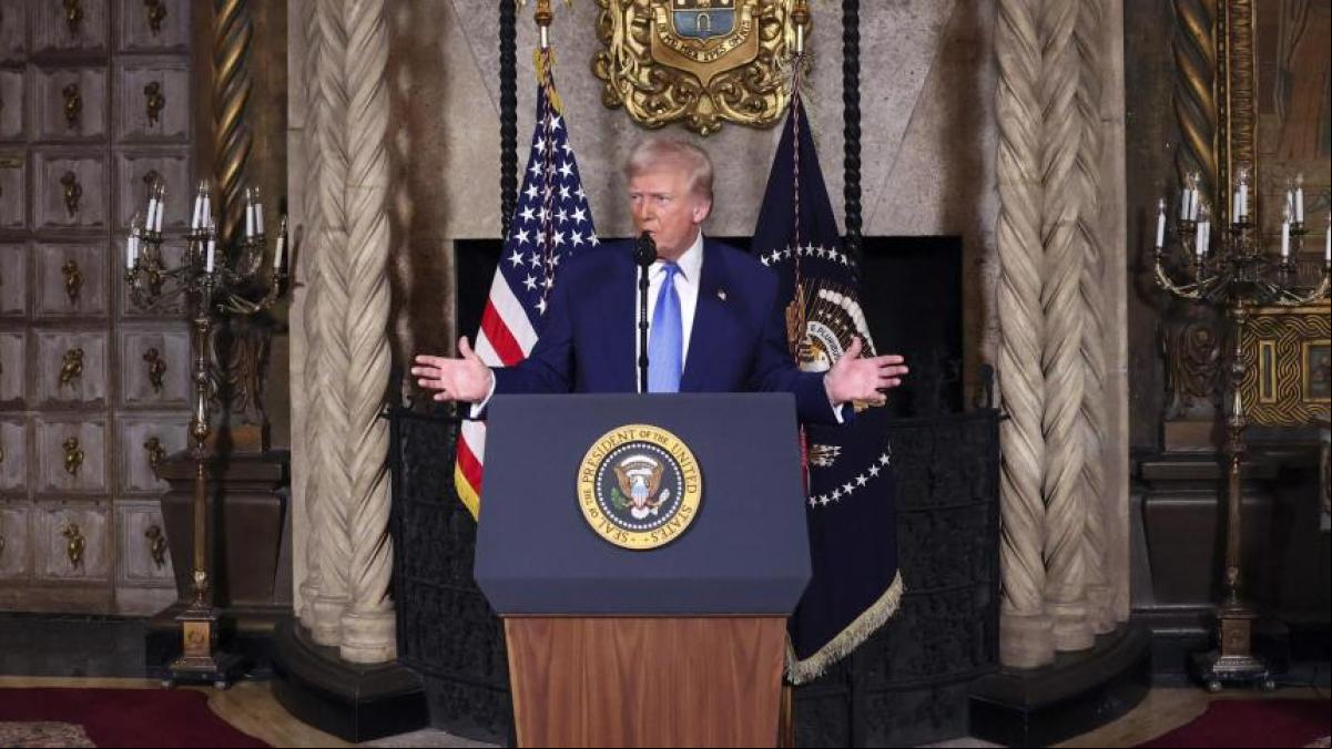 Trump llama “dictador” a Zelenski y le culpa de la guerra de Ucrania