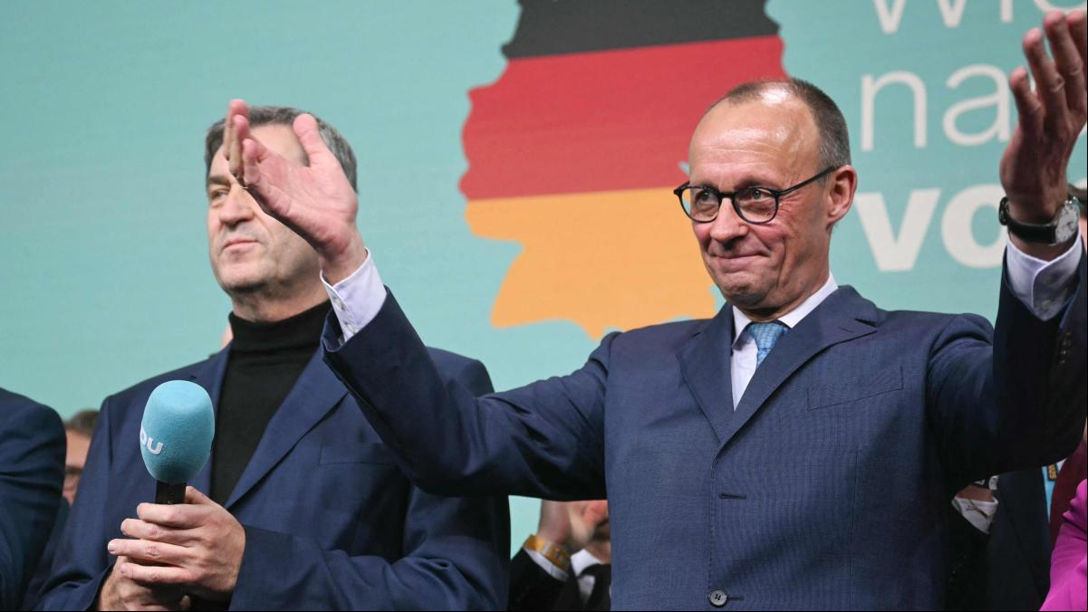 Merz pide negociaciones rápidas para lograr una coalición y Scholz ite su derrota