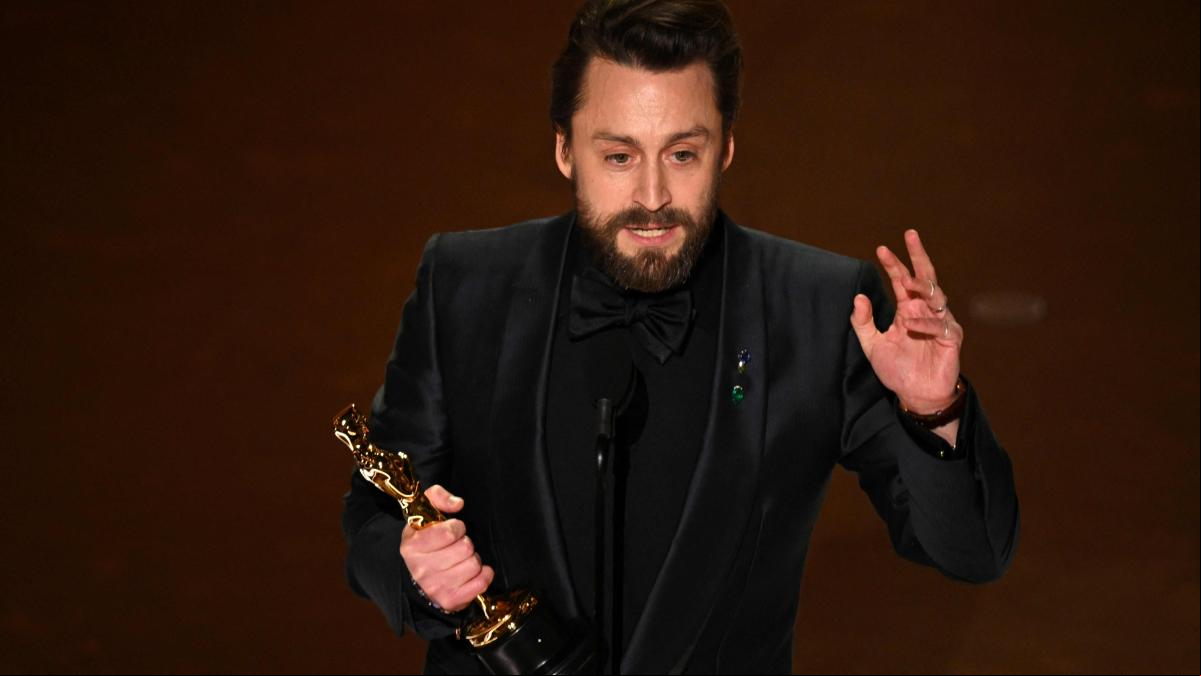 Kieran Culkin cumple los pronósticos y gana el Oscar al mejor actor de reparto por A real pain