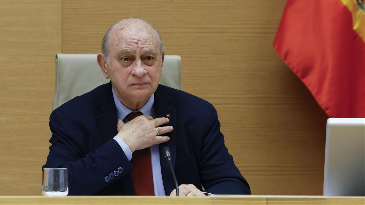 Fernández Díaz niega reuniones con Villarejo y Pino pese al audio sobre la Operación Catalunya