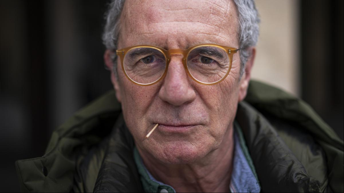 “Quan reo les meves cançons, encara m’entenc menys”