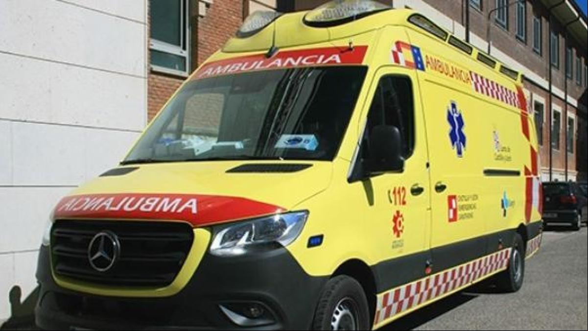 Golpea en la cabeza con una llave inglesa a un profesor de instituto a primera hora de la mañana