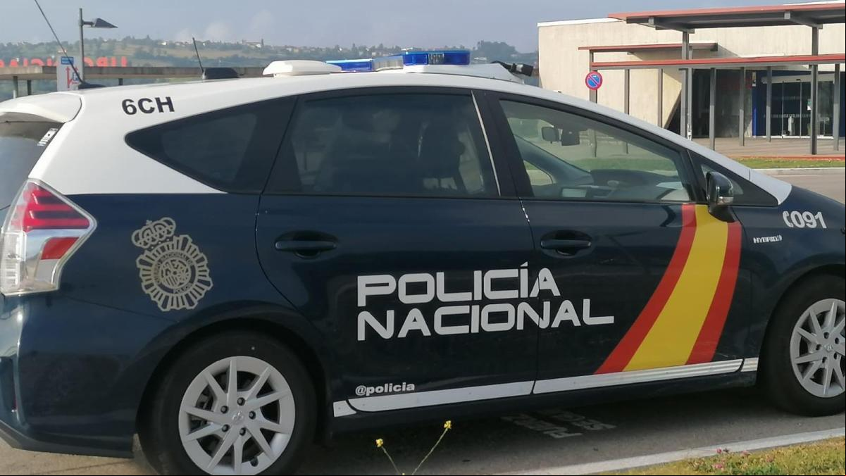 Detienen a un joven de 21 años por estafar 2.400 euros a una persona que quería alquilar una vivienda