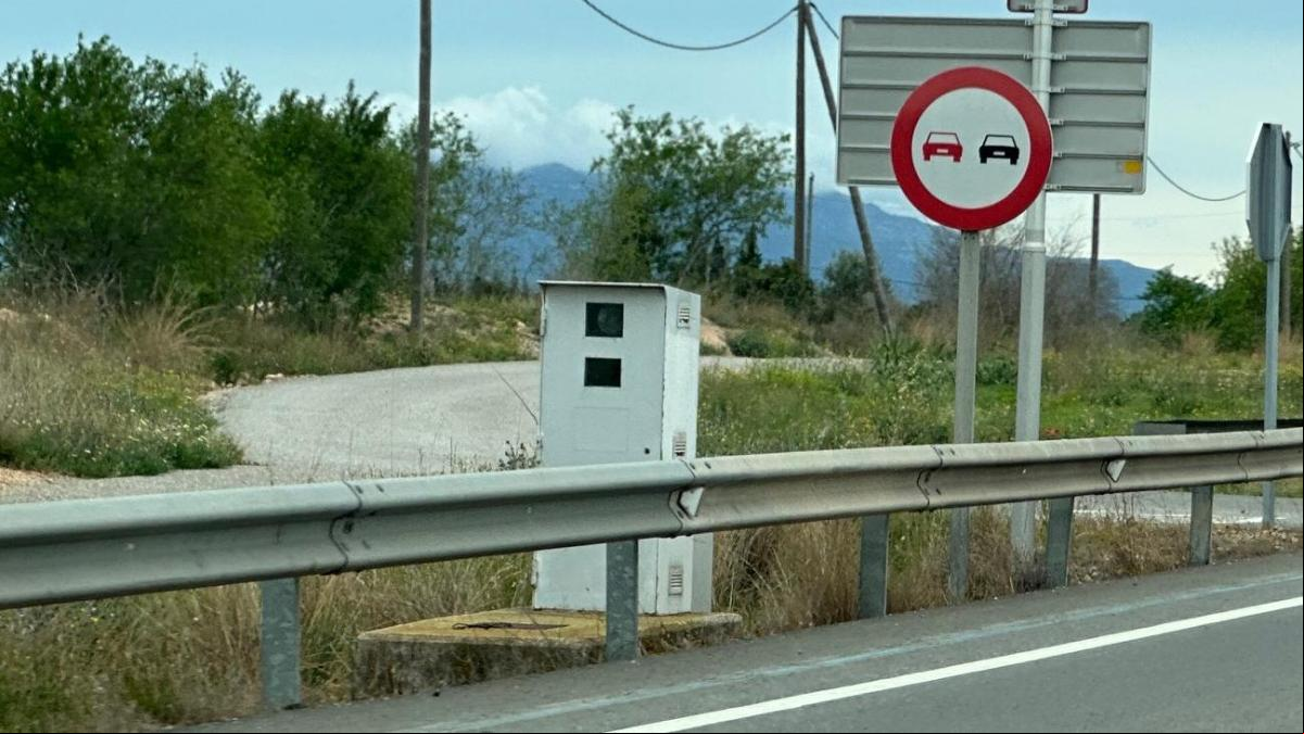Confirmado por la DGT: los 17 nuevos radares que ya están controlando a los conductores en estas carreteras españolas