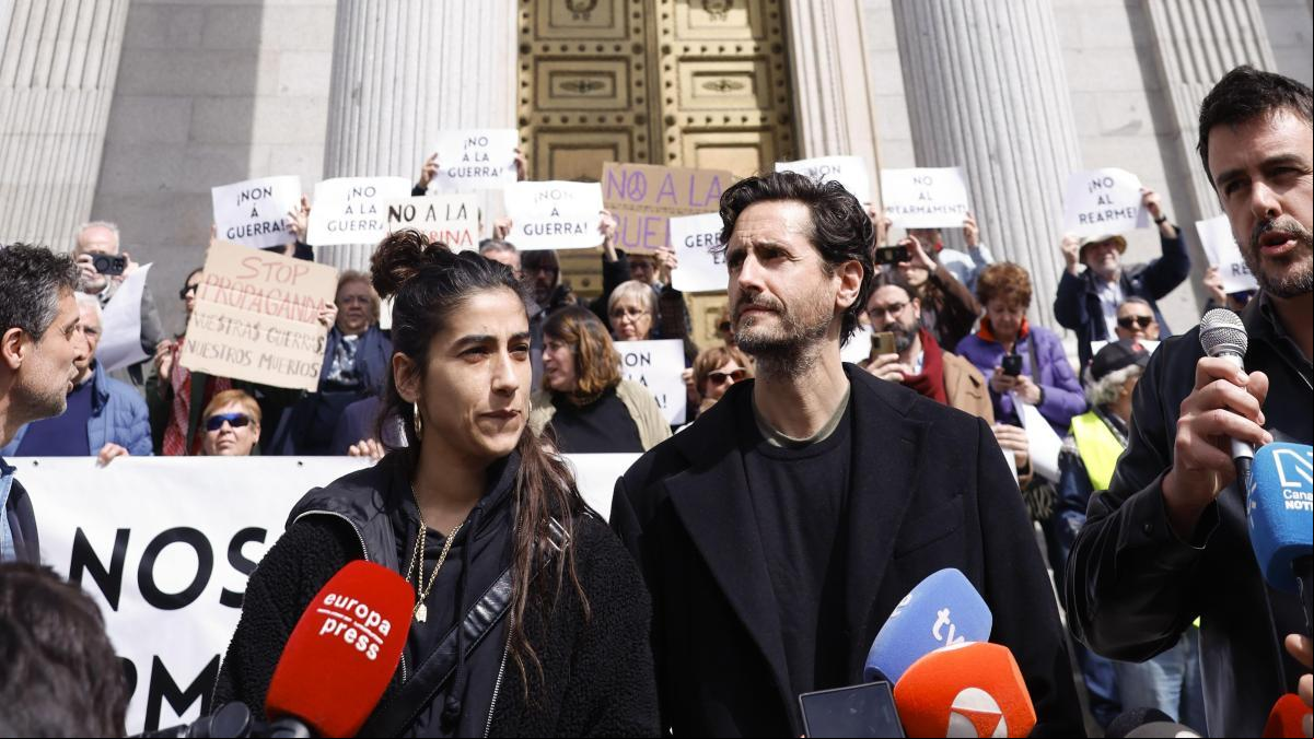 Bardem o Sánchez-Gijón, entre los 850 firmantes de un manifiesto contra el rearme de la UE