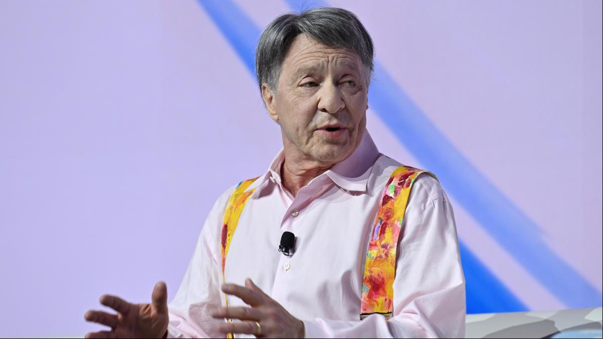 Ray Kurzweil, experto en IA: “En 2045 conectaremos el cerebro a la nube y la vida humana cambiará para siempre”