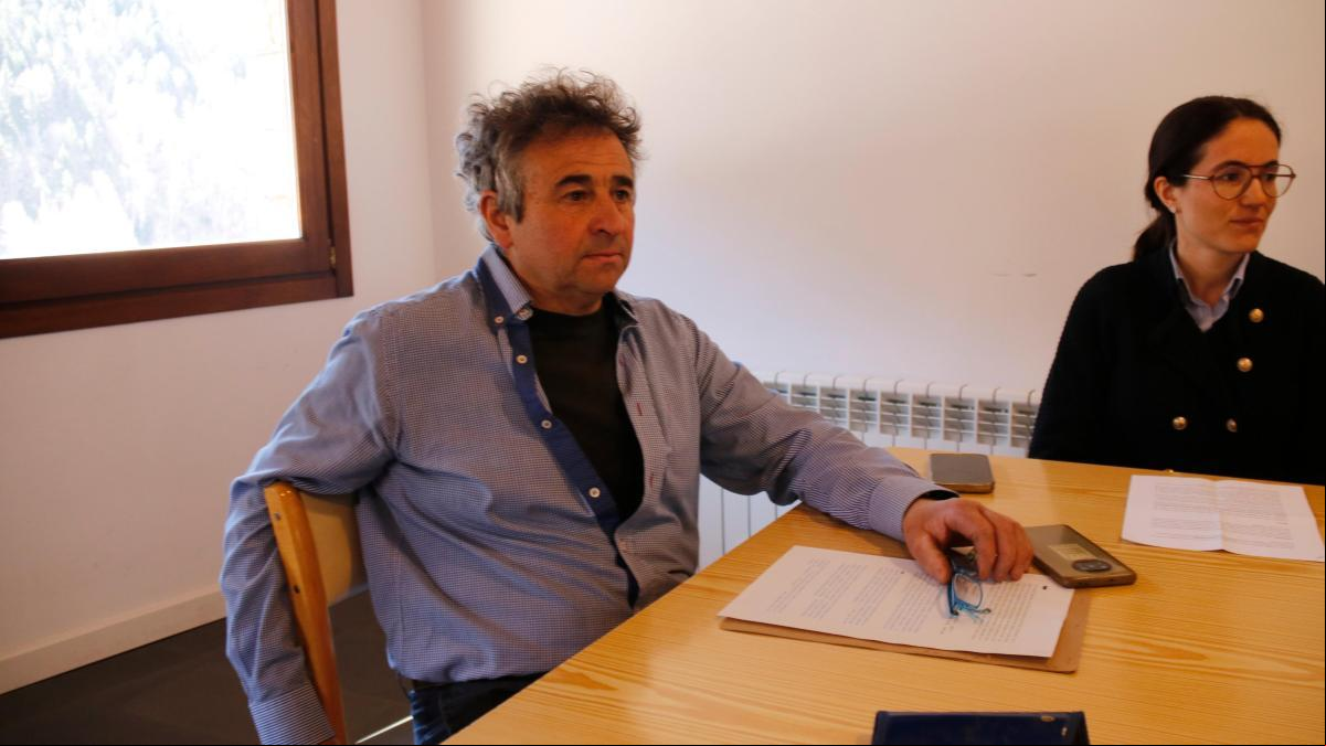 Prospera la moción de censura contra Joan Casadevall en Setcases y sc Marcer toma la alcaldía Prospera la moción de censura contra Joan Casadevall en Setcases y sc Marcer toma la alcaldía
