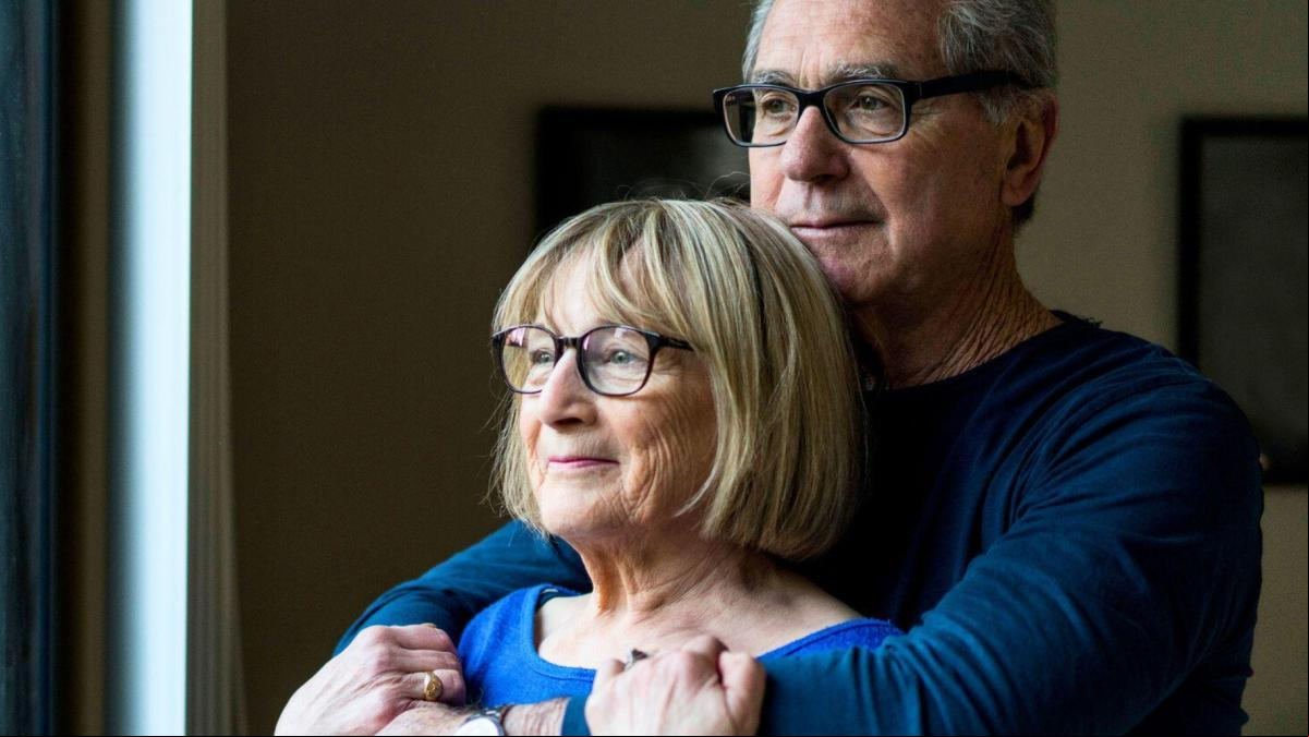 “Pensar que al jubilarse mi marido iba a estar todo el día en casa, invadiendo mi espacio, me daba pavor”: la jubilación, momento crítico para la pareja