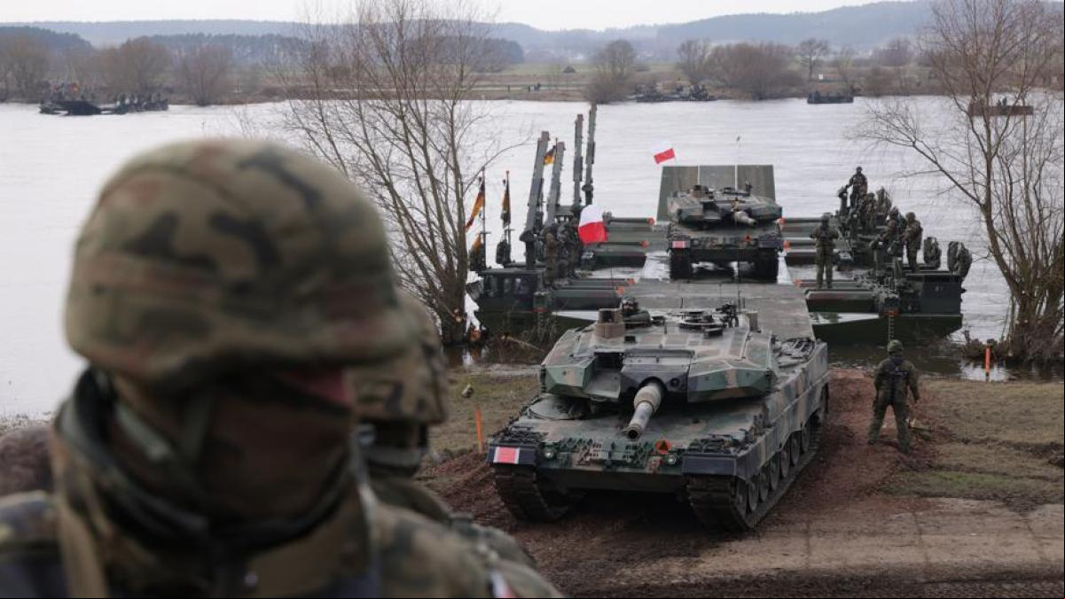Polonia construye el mayor ejército terrestre de Europa para frenar a Rusia