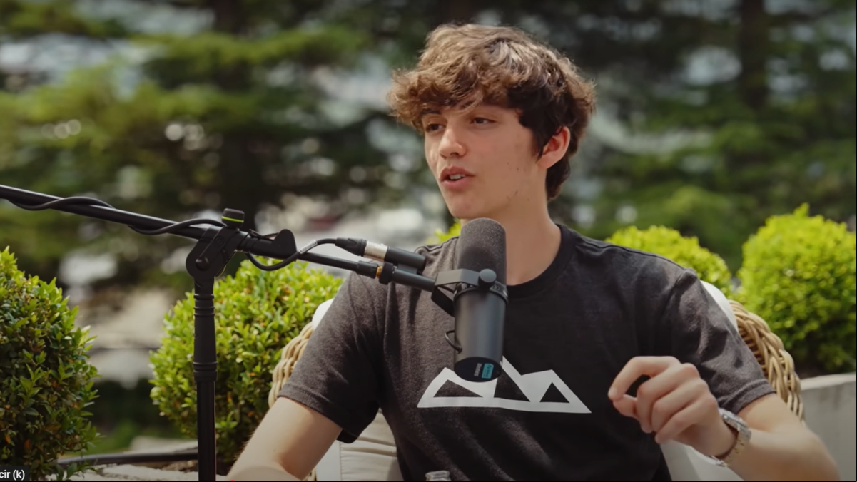 Anas Andaloussi, el joven de 20 años que factura casi tres millones de euros en España: “Siempre va a haber alguien con más dinero que tú, si te comparas, nunca vas a encontrar la felicidad”