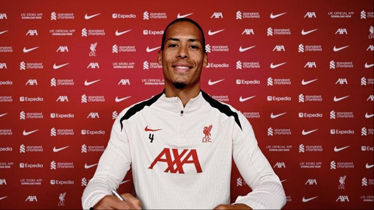 El Liverpool renueva a Van Dijk hasta el 2027