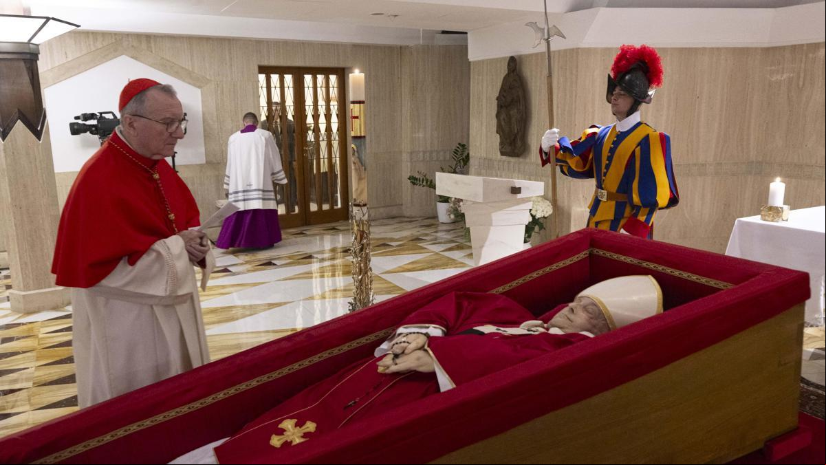 Los cardenales guardan silencio