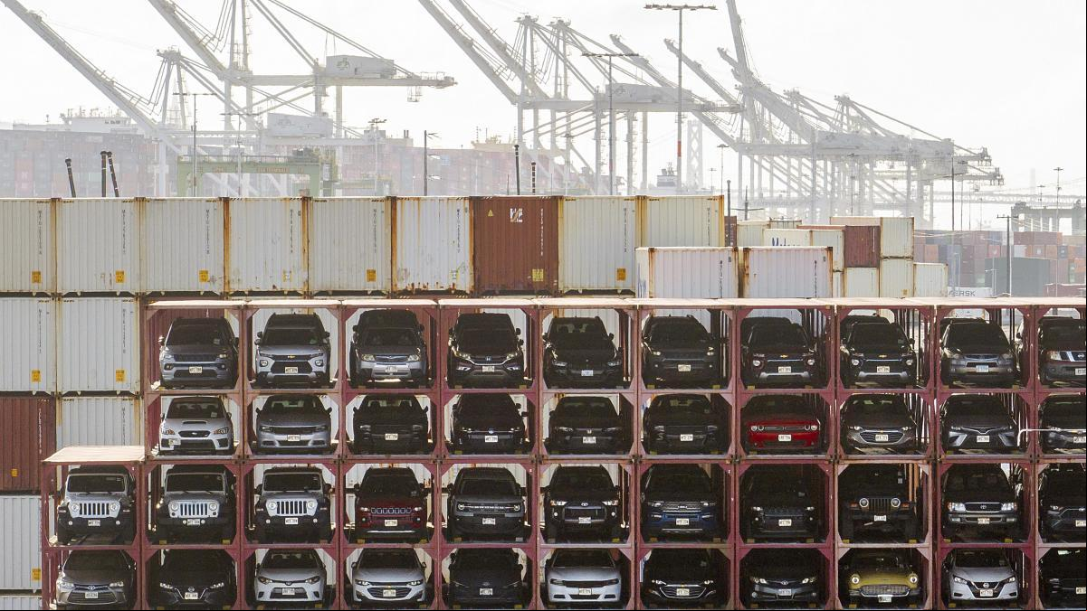 FMI: la guerra comercial frena el crecimiento mundial, pero no provocará una recesión
