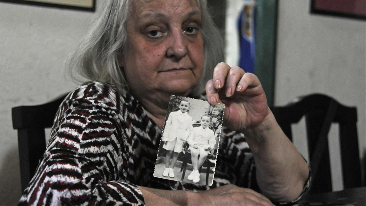 La hermana del Papa, que no puede viajar a Roma, se enteró de la muerte por sus hijos