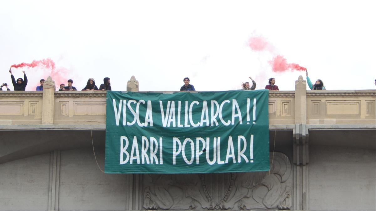 Un millar de personas secundan la protesta Vallcarca per viure contra la especulación