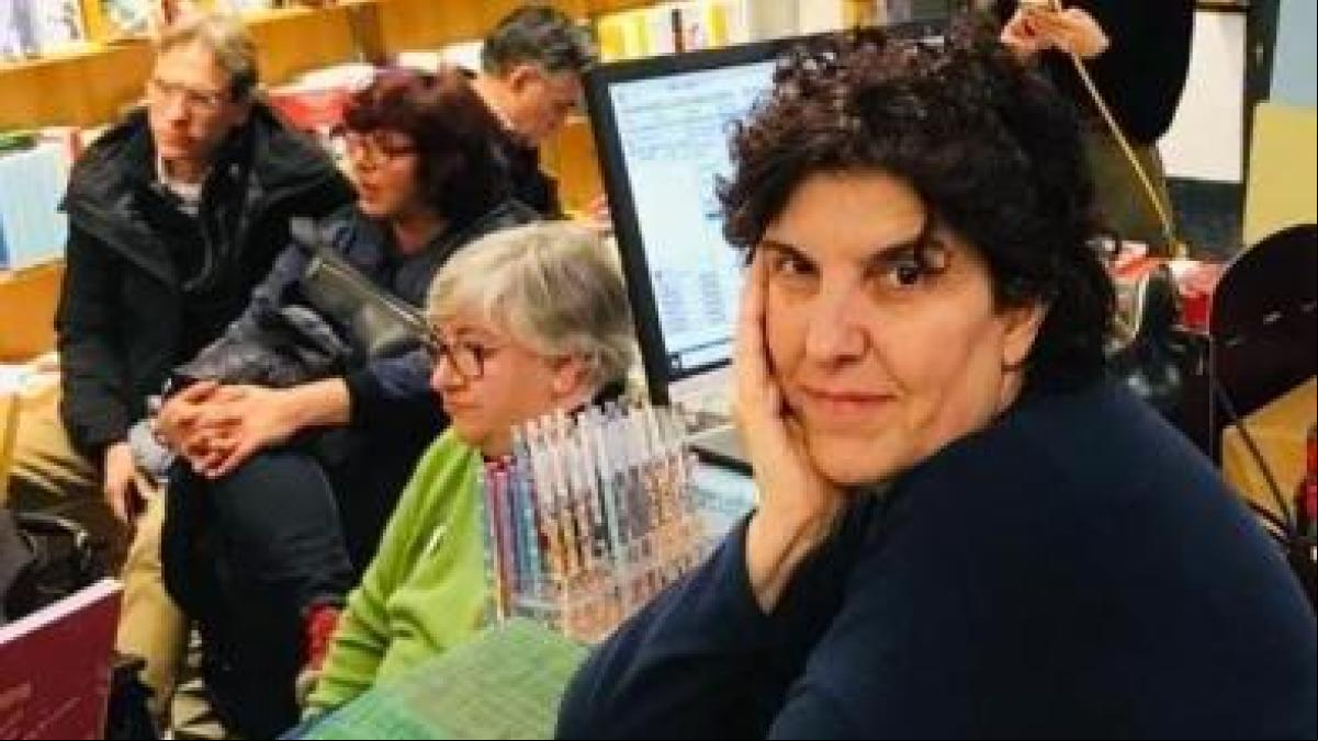 Montserrat Úbeda, fundadora de la librería Ona de Barcelona, muere a los 60 años