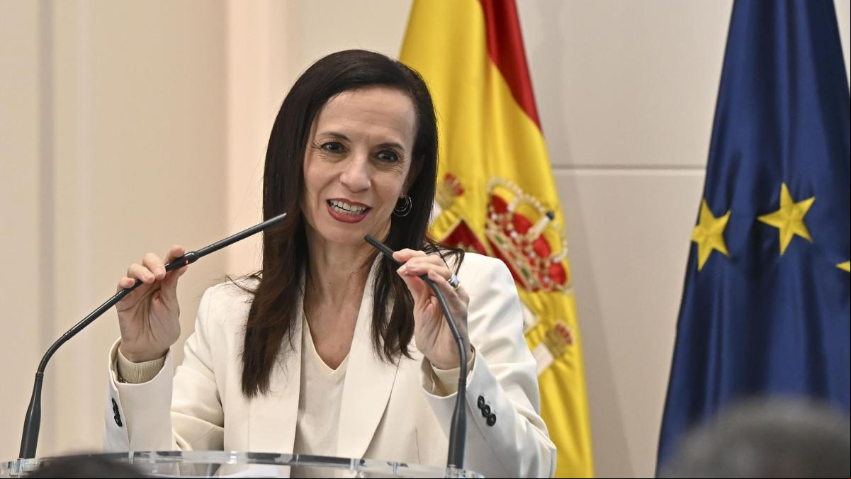 Beatriz Corredor, presidenta de Red Eléctrica: “Relacionar el incidente con las renovables no es correcto”