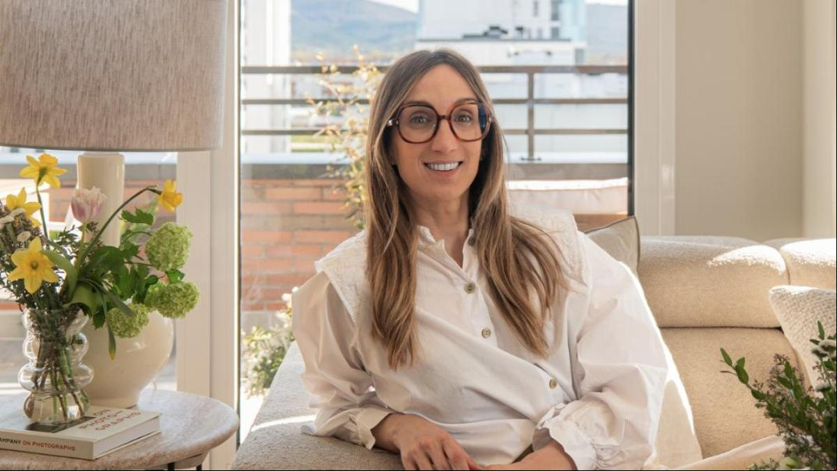 Maria Bermúdez, interiorista: “En el recibidor es indispensable un perchero para soluciones de emergencia”