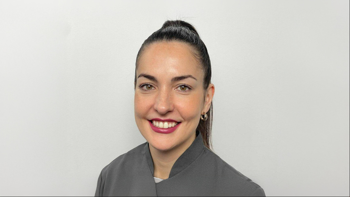 Janira Sánchez: “Como ortodoncista nunca permitiría que mis hijos corrieran con el cepillo en la boca, hicieran deportes de o sin protector bucal o usaran pasta dental sin flúor”