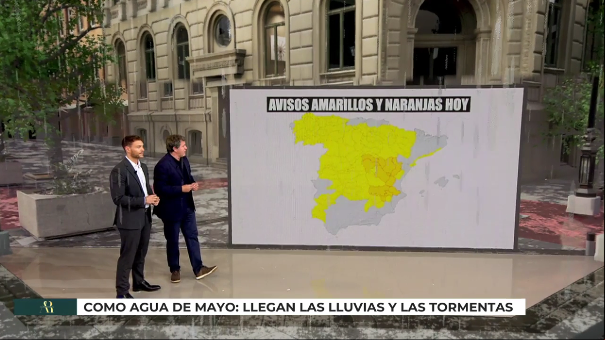 Mario Picazo alerta sobre el tiempo en el puente de mayo, con avisos amarillos y naranjas por lluvia y tormentas en toda España: “Vamos a acumular bastante agua”