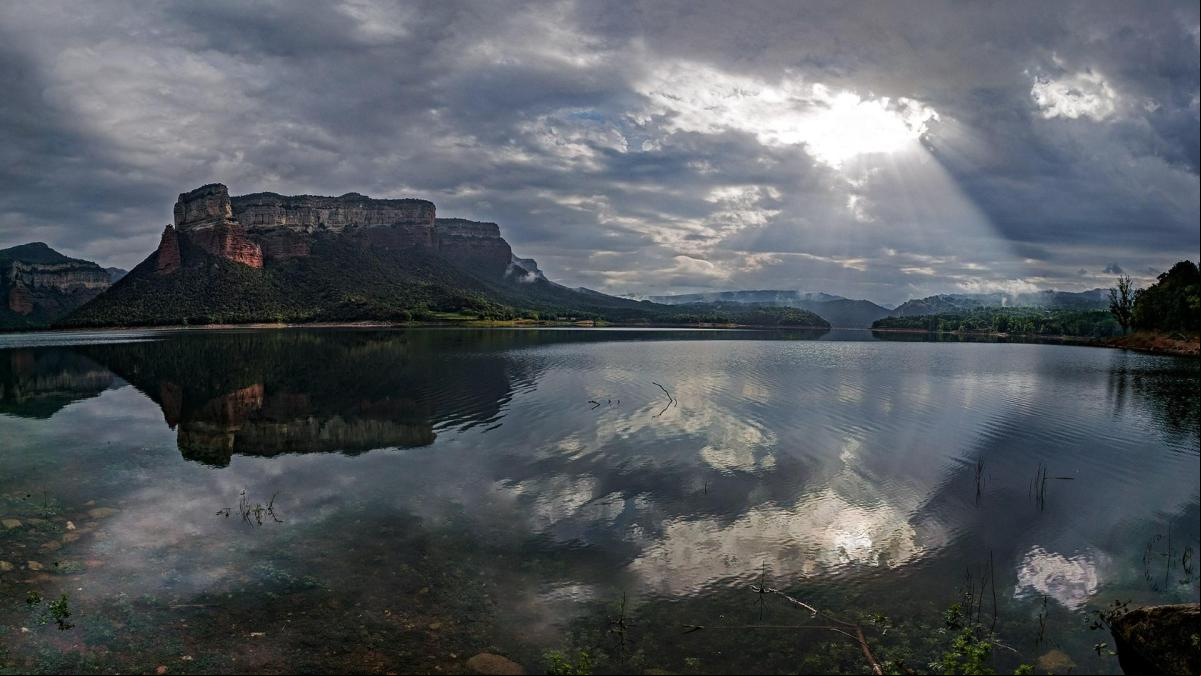 Confluencia climática en el pantano de Sau
