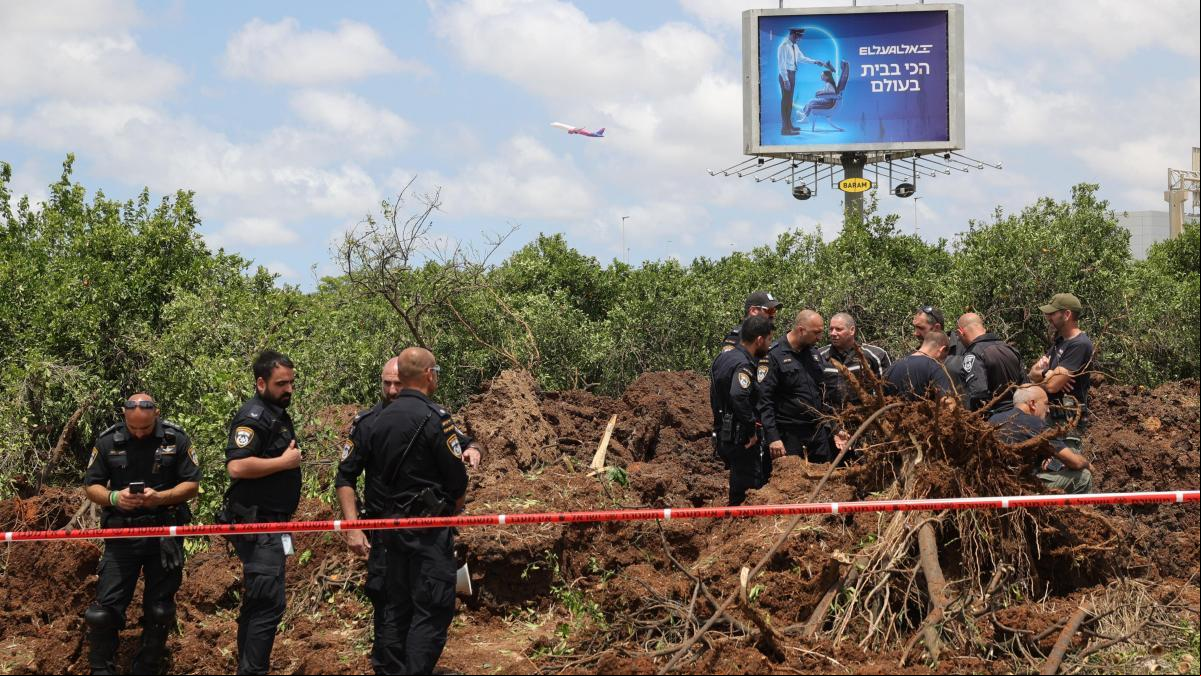Un míssil dels huthis del Iemen sacseja el principal aeroport d’Israel