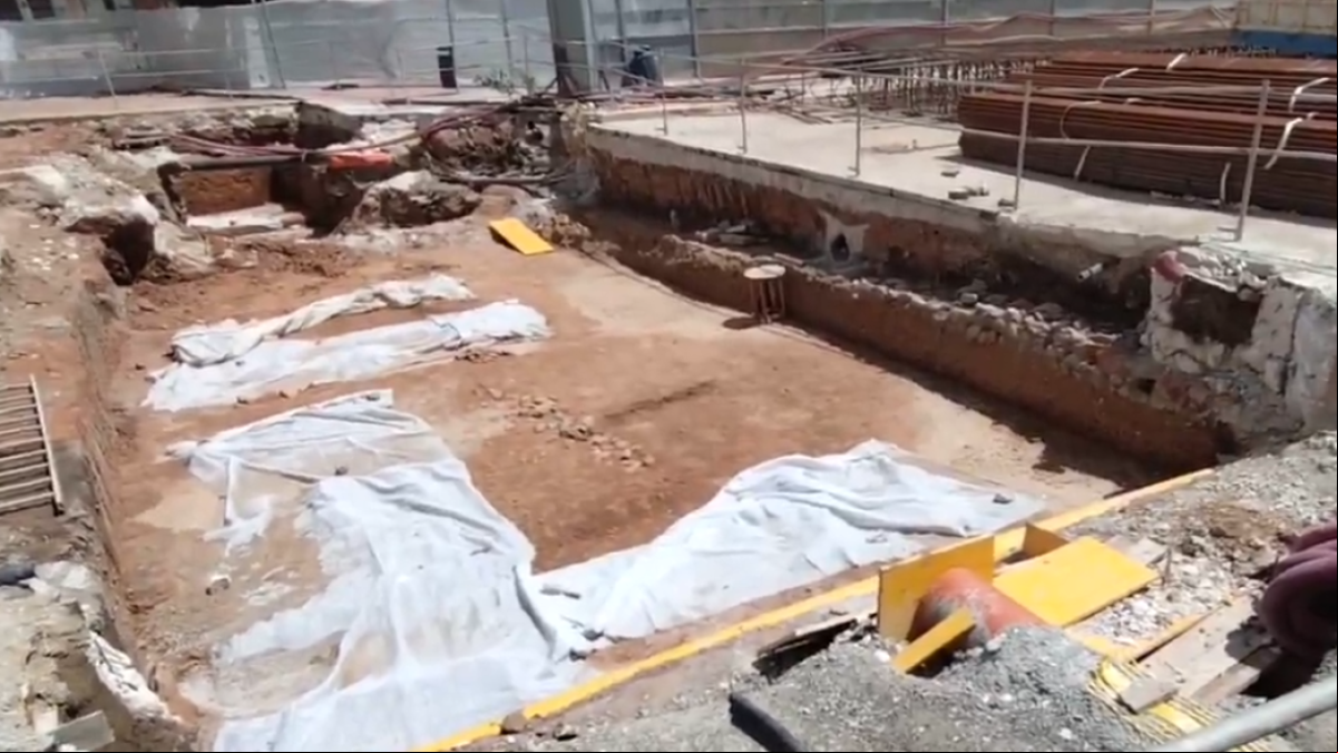 Las obras del metro de Málaga sacan a la luz nuevos enterramientos romanos